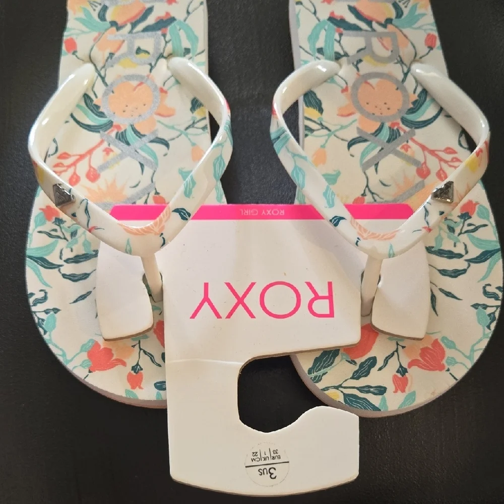 Roxy Multicolor Floral Sandals